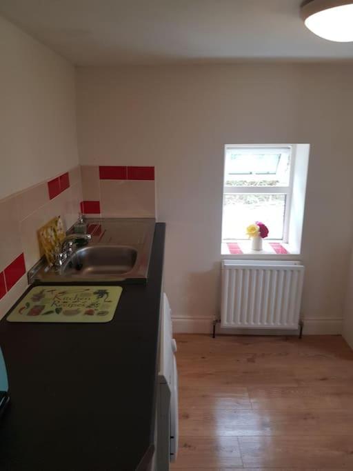 Dromore West Coastal Cottage מראה חיצוני תמונה