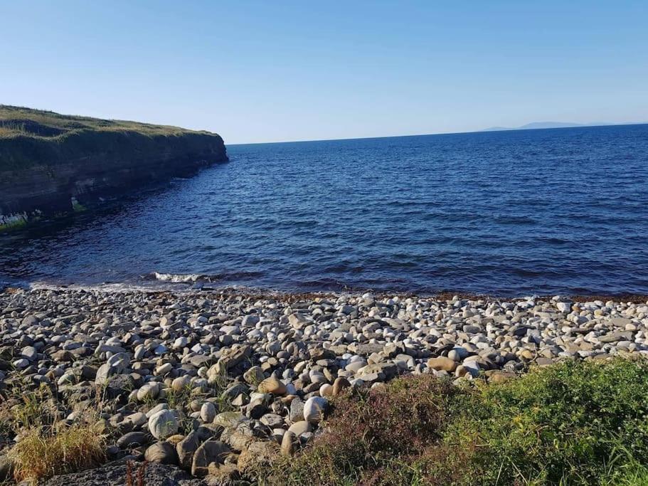 Dromore West Coastal Cottage מראה חיצוני תמונה